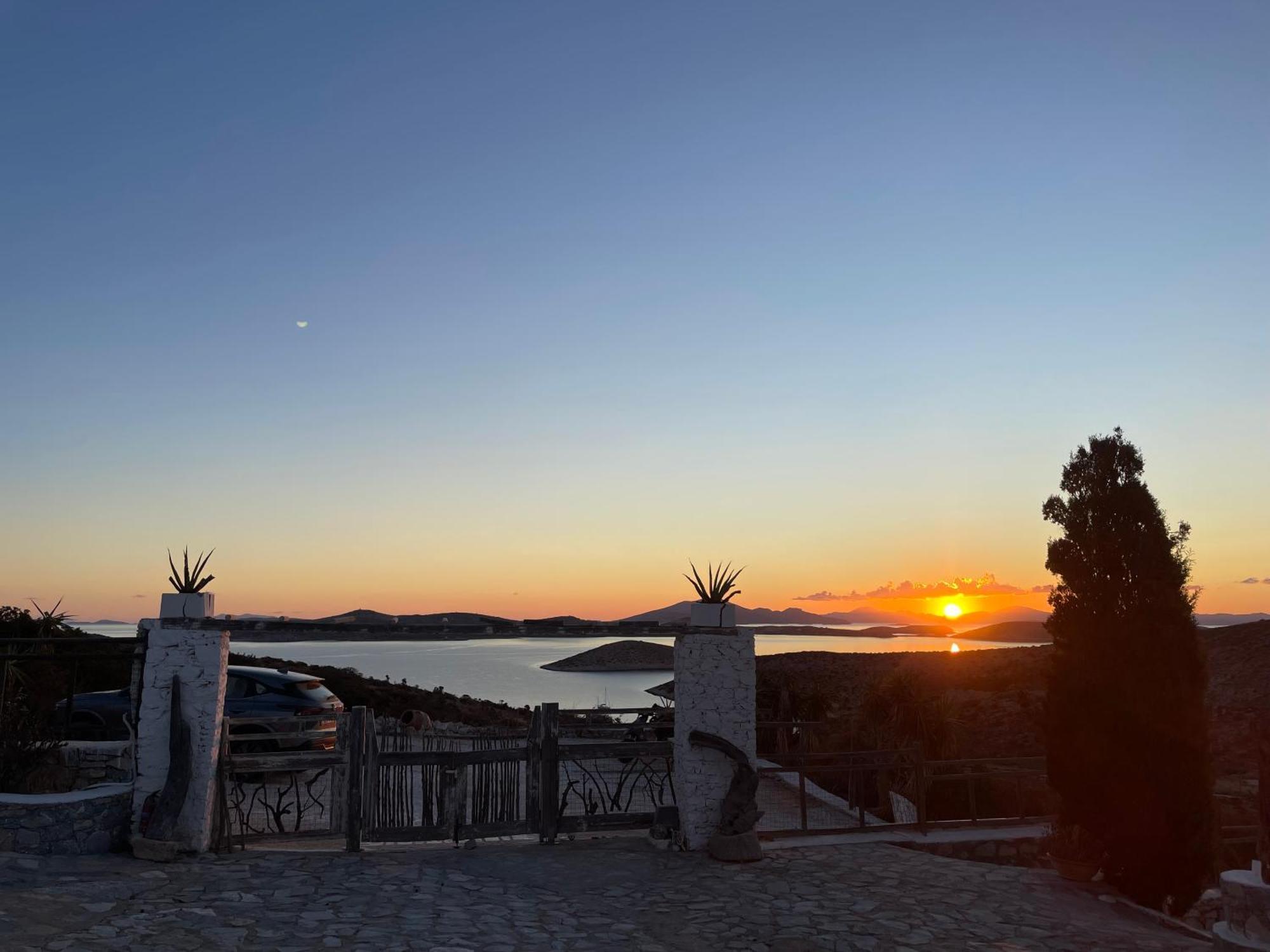 Villa Zografos อีราเกลีย ภายนอก รูปภาพ